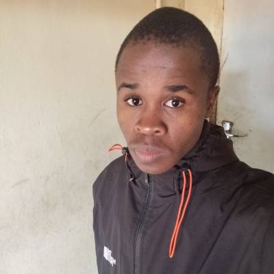 Ellias Mothusi